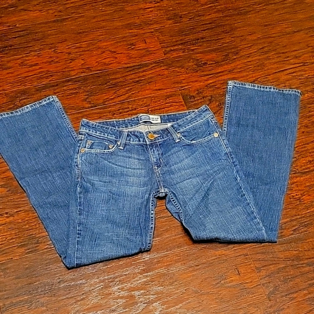 #24 Womens Signature Levi Strauss & Co Jeans